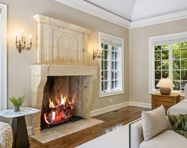 2485 W Wesley Road Nw - Photo Thumbnail 35