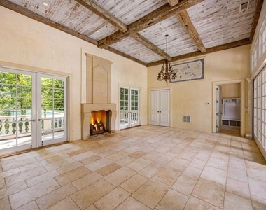2485 W Wesley Road Nw - Photo Thumbnail 73