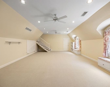 2485 W Wesley Road Nw - Photo Thumbnail 52