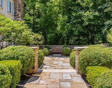 2485 W Wesley Road Nw - Photo Thumbnail 65