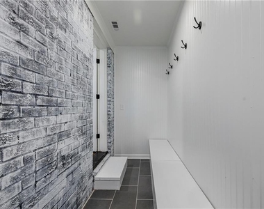 3365 Knott Street - Photo Thumbnail 62