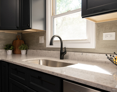 175 S Maple Street - Photo Thumbnail 15