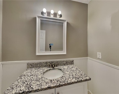749 Maggie Court Nw - Photo Thumbnail 18