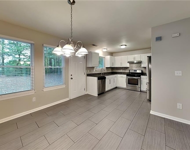 2318 Wavetree Lane Nw - Photo Thumbnail 7