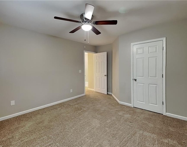 2318 Wavetree Lane Nw - Photo Thumbnail 12