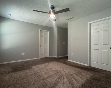 1723 Carter Landing Boulevard - Photo Thumbnail 9