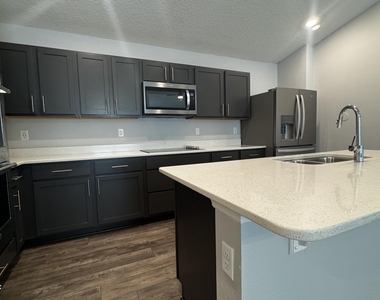 1723 Carter Landing Boulevard - Photo Thumbnail 5