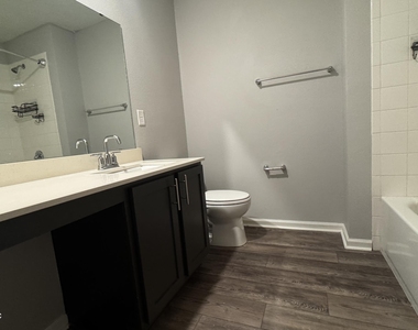 1723 Carter Landing Boulevard - Photo Thumbnail 16