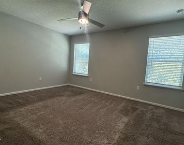 1723 Carter Landing Boulevard - Photo Thumbnail 8