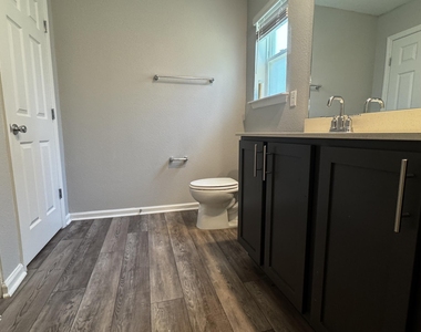 1723 Carter Landing Boulevard - Photo Thumbnail 11