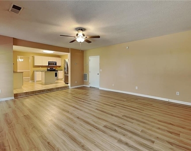 35 Bermuda Court - Photo Thumbnail 2