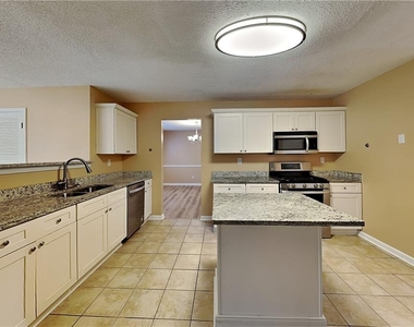 35 Bermuda Court - Photo Thumbnail 4