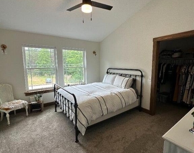 56 Spring Creek Court - Photo Thumbnail 9