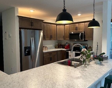 56 Spring Creek Court - Photo Thumbnail 2