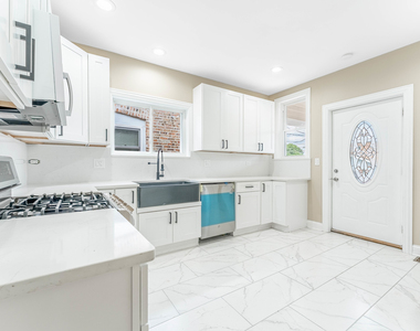 2234 Gunderson Avenue - Photo Thumbnail 14