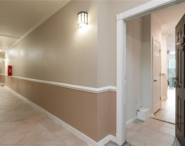 1128 Westchester Ridge Ne - Photo Thumbnail 3