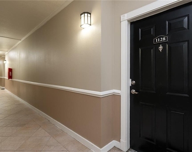 1128 Westchester Ridge Ne - Photo Thumbnail 2