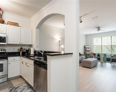 1128 Westchester Ridge Ne - Photo Thumbnail 5