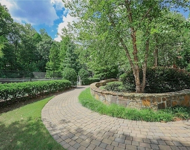 1128 Westchester Ridge Ne - Photo Thumbnail 32