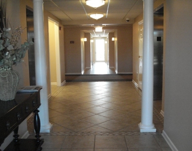 601 W Rand Road - Photo Thumbnail 3