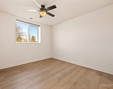 27 W Park Boulevard - Photo Thumbnail 3