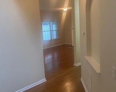 6300 Suttles Drive Sw - Photo Thumbnail 5