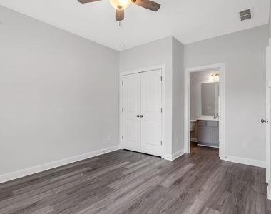 2759 Bell Drive - Photo Thumbnail 11