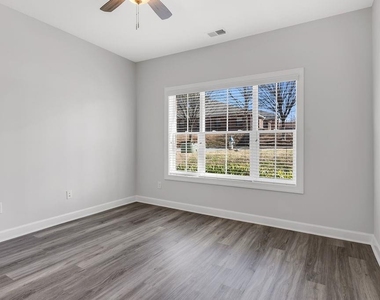 2759 Bell Drive - Photo Thumbnail 10