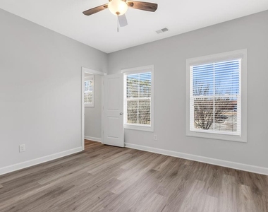 2759 Bell Drive - Photo Thumbnail 21