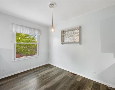 764 Gloucester Drive - Photo Thumbnail 10