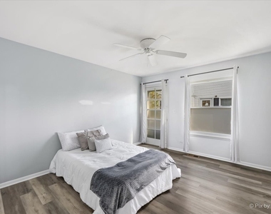 764 Gloucester Drive - Photo Thumbnail 11