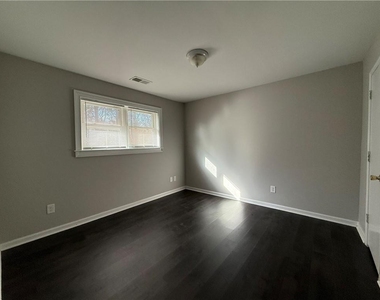 393 Stone Mountain Street - Photo Thumbnail 4