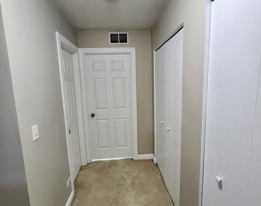 1904 Cobblestone Drive - Photo Thumbnail 16