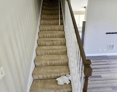 1904 Cobblestone Drive - Photo Thumbnail 7