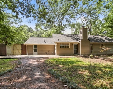 455 Barrington Drive W - Photo Thumbnail 26
