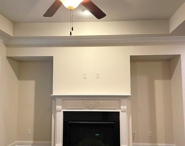 4409 Tacoma Trace - Photo Thumbnail 7