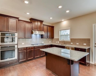 2481 Georgetown Avenue - Photo Thumbnail 8