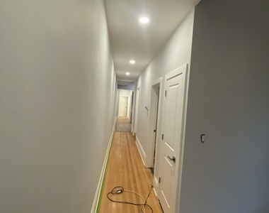 10 W Chestnut Street - Photo Thumbnail 3