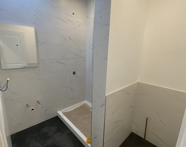 10 W Chestnut Street - Photo Thumbnail 1