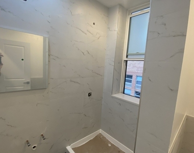 10 W Chestnut Street - Photo Thumbnail 4