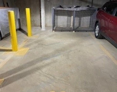 10 N Lake Street - Photo Thumbnail 7