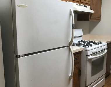 1118 Ingalls Avenue - Photo Thumbnail 3