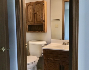 1118 Ingalls Avenue - Photo Thumbnail 9