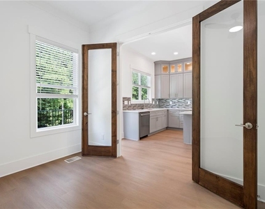 173 Brush Creek Court - Photo Thumbnail 19