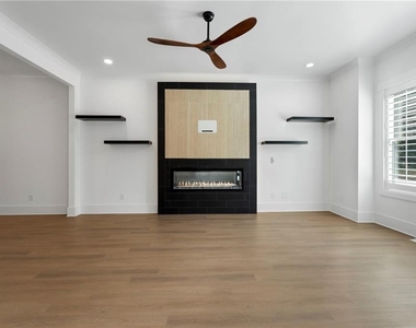 173 Brush Creek Court - Photo Thumbnail 12