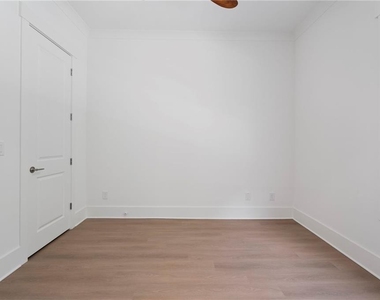 173 Brush Creek Court - Photo Thumbnail 23