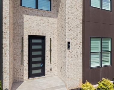 173 Brush Creek Court - Photo Thumbnail 4