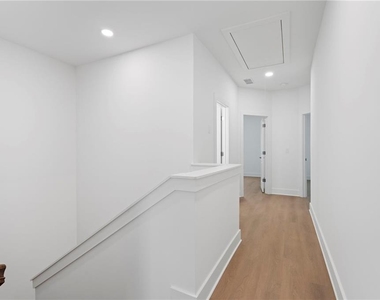 173 Brush Creek Court - Photo Thumbnail 22