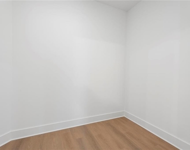 173 Brush Creek Court - Photo Thumbnail 42