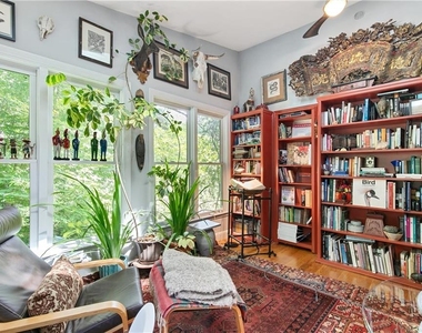 1232 Bernadette Lane Ne - Photo Thumbnail 17